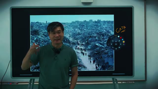 Frame at 00:41:17